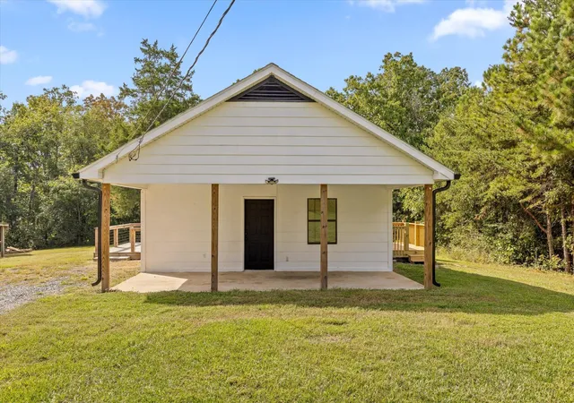 Photo 3 of Single family home for sale at 64 Kylene Dr, Ringgold, GA 30736 | MLS# 3609910 | Listing updated on 2026-10-07