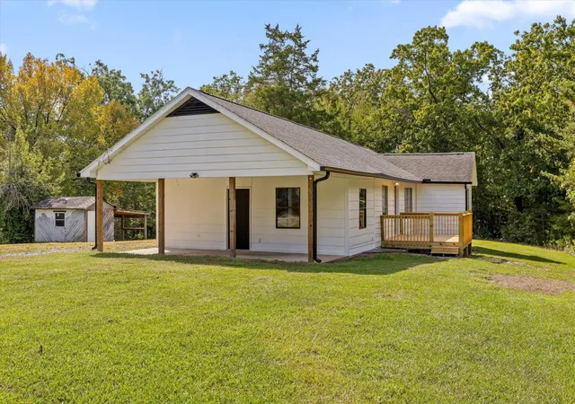 Photo 3 of Single family home for sale at 64 Kylene Dr, Ringgold, GA 30736 | MLS# 3609910 | Listing updated on 2026-10-07