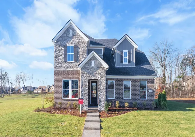 Photo 1 of Single family home for sale at 167 Windtree Clb Dr, Mount Juliet, TN 37122 | MLS# 3609944 | Listing updated on 2026-10-01