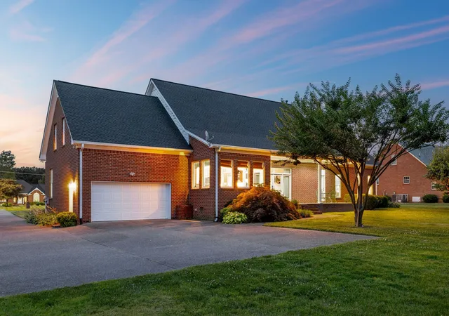 Photo 3 of Single family home for sale at 108 Ewing Dr, Portland, TN 37148 | MLS# 3609945 | Listing updated on 2026-10-06