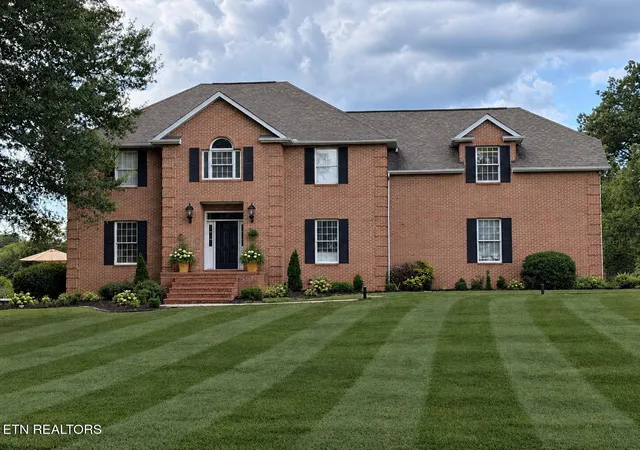 Photo 1 of Single family home for sale at 311 Drummer Ln, Knoxville, TN 37924 | MLS# 3609939 | Listing updated on 2026-10-11