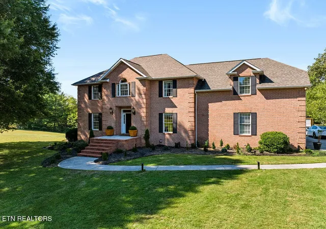 Photo 3 of Single family home for sale at 311 Drummer Ln, Knoxville, TN 37924 | MLS# 3609939 | Listing updated on 2026-10-06