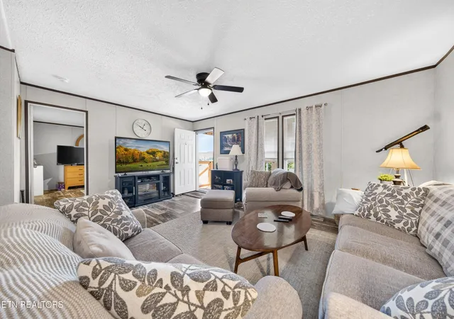 Photo 3 of Single family home for sale at 128 Indian Rock Loop, Crossville, TN 38572 | MLS# 3609989 | Listing updated on 2026-10-02