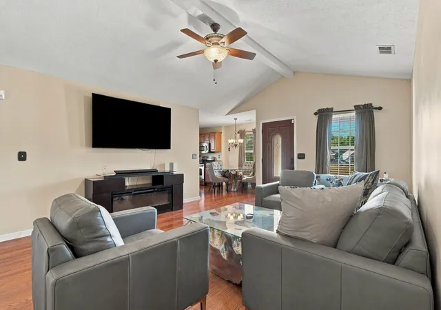 Photo 4 of Single family home for sale at 1533 Emerald Bay Blvd, Whites Creek, TN 37189 | MLS# 3623391 | Listing updated on 2026-10-31