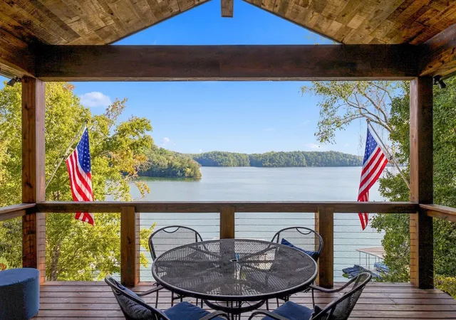 Single family home for sale at 307 Bell Memorial Dr, Estill Springs, TN 37330 | MLS# 3612112