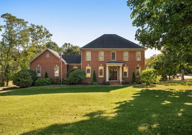 Photo 3 of Single family home for sale at 9223 Shawnee Trl, Brentwood, TN 37027 | MLS# 3610111 | Listing updated on 2026-10-04