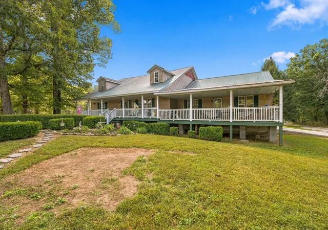 Single family home for sale at 715 Raven Point St, Tracy City, TN 37387 | MLS# 3611235