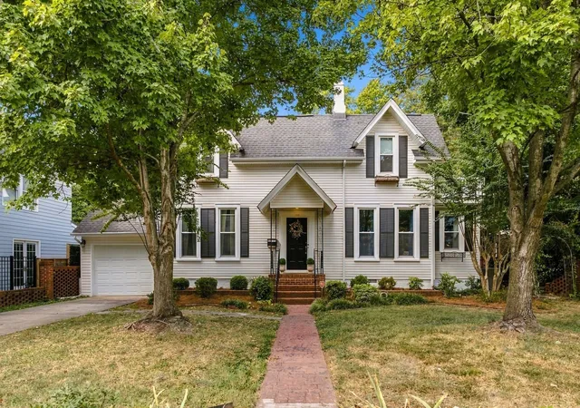 Photo 1 of Single family home for sale at 110 Gayle Ln, Murfreesboro, TN 37130 | MLS# 3611625 | Listing updated on 2026-10-05