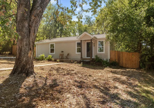 Single family home for sale at 501 Drake Ave, Nashville, TN 37211 | MLS# 3610114
