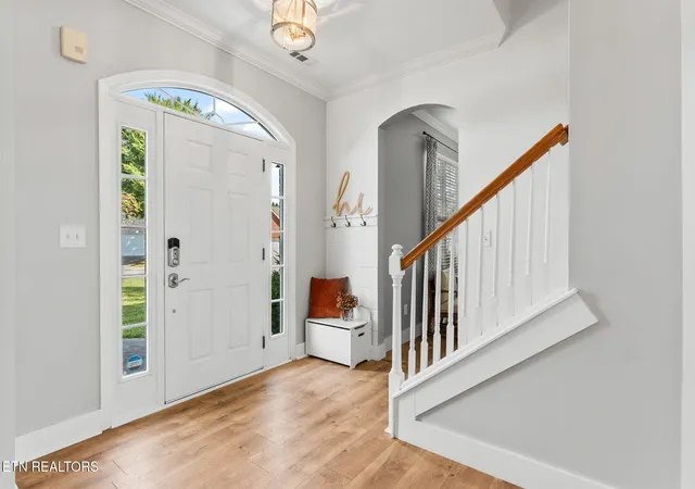 Photo 3 of Single family home for sale at 1029 Garnet Hl Dr, Lenoir City, TN 37772 | MLS# 3610099 | Listing updated on 2026-10-02