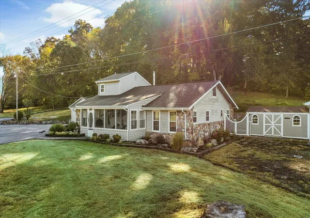 Photo 2 of Single family home for sale at 2805 Old Newport Hwy, Sevierville, TN 37876 | MLS# 3610152 | Listing updated on 2026-10-02