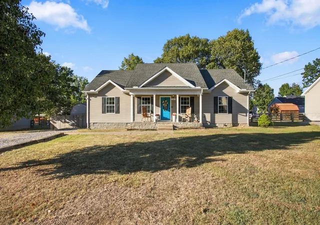 Photo 1 of Single family home for sale at 163 Landon Ln, Lewisburg, TN 37091 | MLS# 3610352 | Listing updated on 2026-10-02