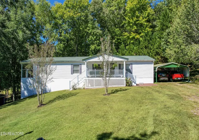 Photo 2 of Manufactured home for sale at 706 Shaw Mountain Rd, Tellico Plains, TN 37385 | MLS# 3610136 | Listing updated on 2026-10-05