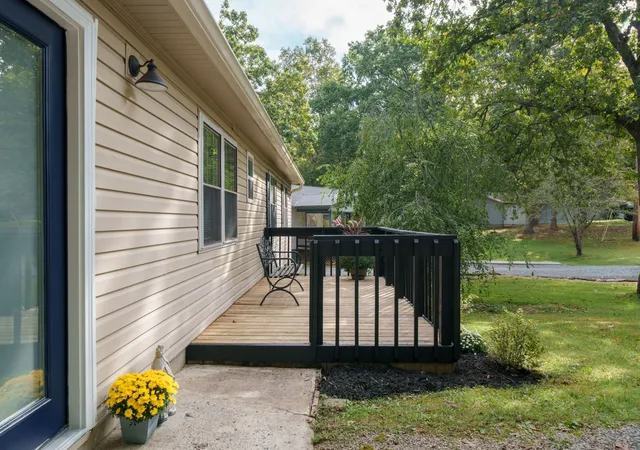Photo 3 of Single family home for sale at 240 Birchwood Dr, Crossville, TN 38555 | MLS# 3610159 | Listing updated on 2026-10-09