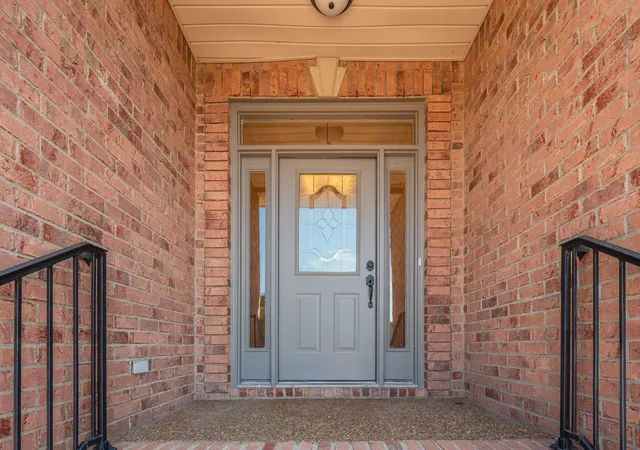 Photo 3 of Single family home for sale at 301 Williams Ct, Nashville, TN 37209 | MLS# 3610191 | Listing updated on 2026-10-08
