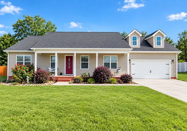 Photo 1 of Single family home for sale at 110 Elise Cir, Tullahoma, TN 37388 | MLS# 3610183 | Listing updated on 2026-10-07