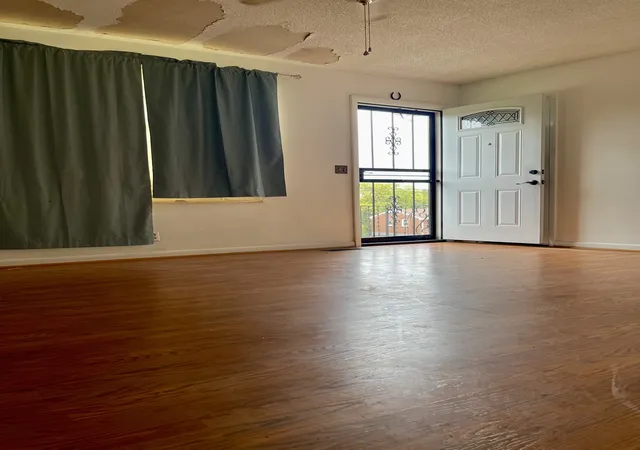 Photo 2 of Single family home for sale at 3352 Hospital Ln, Nashville, TN 37218 | MLS# 3611137 | Listing updated on 2026-10-03