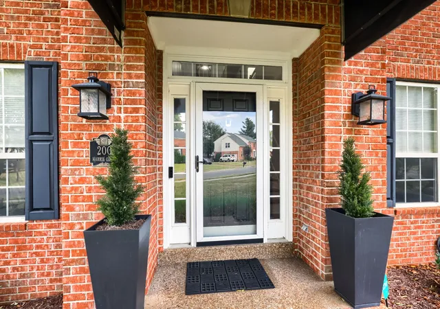 Photo 4 of Single family home for sale at 200 Harris Ct, Franklin, TN 37064 | MLS# 3611204 | Listing updated on 2026-10-05