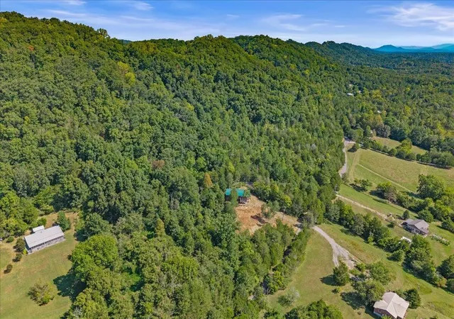 Photo 37 of Single family home for sale at 468 County Rd, Englewood, TN 37329 | MLS# 3610196 | Listing updated on 2026-10-05