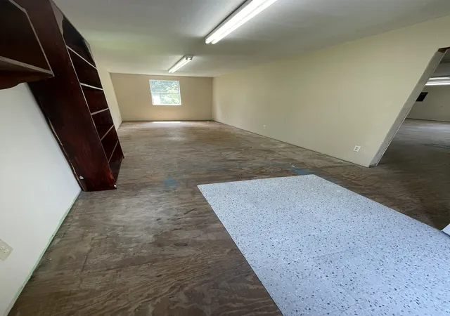 Photo 4 of Single family home for sale at 1406 Old Estill Springs Rd, Tullahoma, TN 37388 | MLS# 3610227 | Listing updated on 2026-10-02