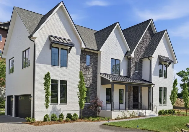 Photo 2 of Single family home for sale at 3918 Cross Crk Rd #B, Nashville, TN 37215 | MLS# 3610492 | Listing updated on 2026-10-02