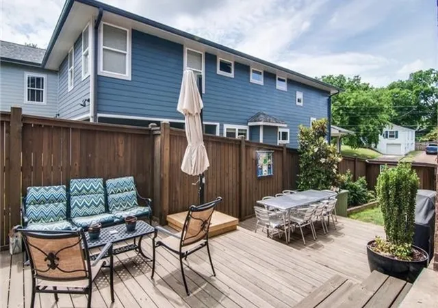 Photo 3 of Single family home for sale at 1702b 15th Avenue S, Nashville, TN 37212 | MLS# 3610970 | Listing updated on 2026-10-04