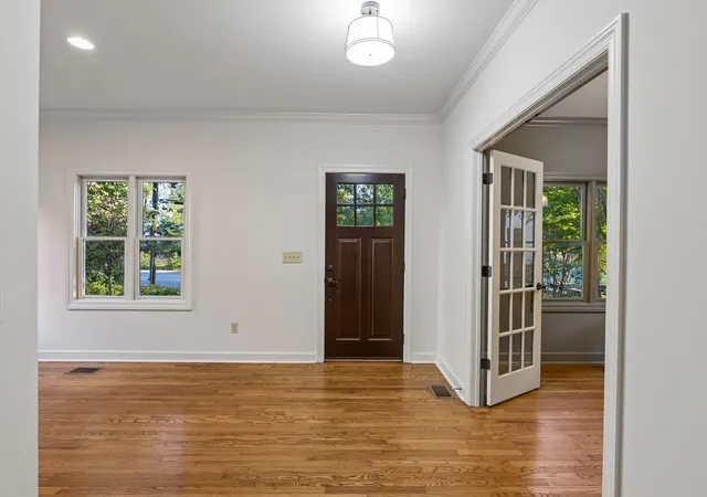 Photo 2 of Single family home for sale at 1904 Sweetbriar Ave, Nashville, TN 37212 | MLS# 3615235 | Listing updated on 2026-10-08