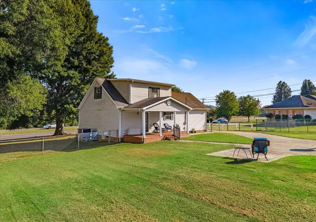 Photo 3 of Single family home for sale at 3354 Highway 11 S, Riceville, TN 37370 | MLS# 3610257 | Listing updated on 2026-10-05