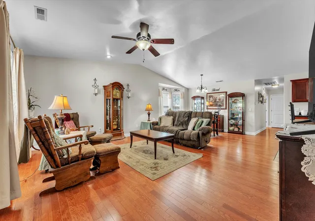 Photo 2 of Townhouse for sale at 1716 Chelsa Dr Ne, Cleveland, TN 37323 | MLS# 3610431 | Listing updated on 2026-10-02