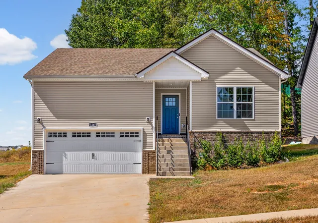 Photo 1 of Single family home for sale at 1245 Cardinal Crk Dr, Clarksville, TN 37040 | MLS# 3612099 | Listing updated on 2026-10-06