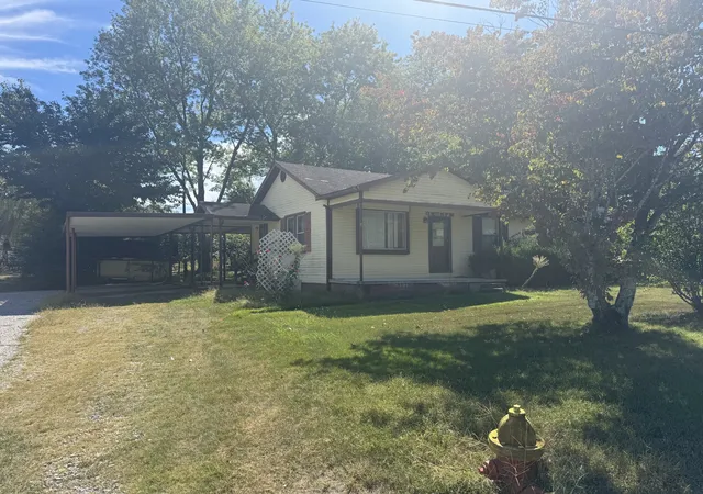 Photo 1 of Single family home for sale at 115 11th Avenue Nw, Winchester, TN 37398 | MLS# 3611084 | Listing updated on 2026-10-03