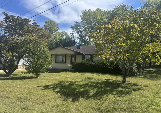 Photo 2 of Single family home for sale at 115 11th Avenue Nw, Winchester, TN 37398 | MLS# 3611084 | Listing updated on 2026-10-03