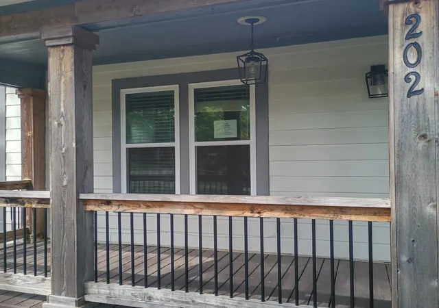 Photo 2 of Single family home for sale at 202 Cherry St, Dickson, TN 37055 | MLS# 3610378 | Listing updated on 2026-10-02