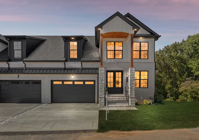 Photo 1 of Single family home for sale at 111 Fairway Dr, Clarksville, TN 37043 | MLS# 3610354 | Listing updated on 2026-10-29