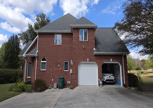 Photo 1 of Single family home for sale at 133 Westmeade Dr, Winchester, TN 37398 | MLS# 3610931 | Listing updated on 2026-10-02