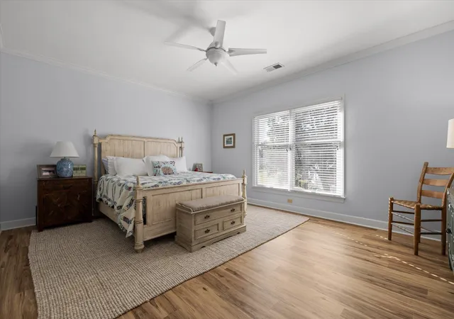 Photo 4 of Townhouse for sale at 1220 Bridgewater Ln, Chattanooga, TN 37405 | MLS# 3610356 | Listing updated on 2026-10-05