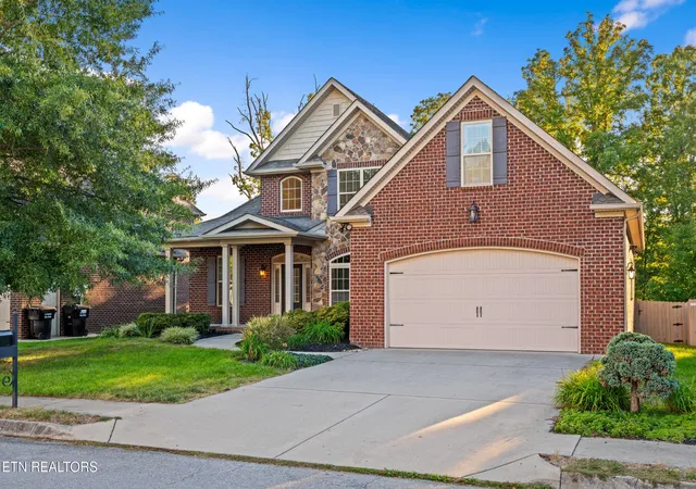 Single family home for sale at 1127 Whisper Tr Ln, Knoxville, TN 37919 | MLS# 3610362