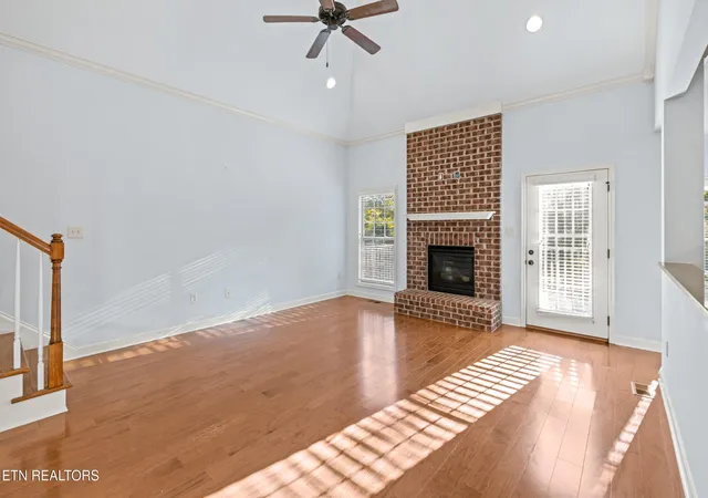 Photo 4 of Single family home for sale at 1127 Whisper Tr Ln, Knoxville, TN 37919 | MLS# 3610362 | Listing updated on 2026-10-21