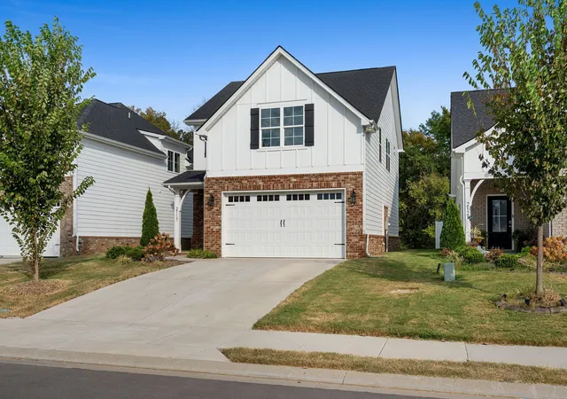 Photo 1 of Single family home for sale at 2117 Barringer Ln, Murfreesboro, TN 37128 | MLS# 3610574 | Listing updated on 2026-10-29