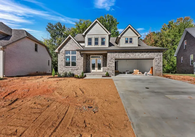 Photo 2 of Single family home for sale at 159 Cottage Ln, Clarksville, TN 37043 | MLS# 3612149 | Listing updated on 2026-10-07