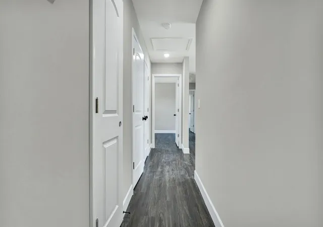 Photo 4 of Single family home for sale at 1016 Tunnel Blvd, Chattanooga, TN 37411 | MLS# 3610408 | Listing updated on 2026-10-02