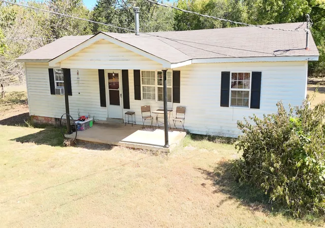 Photo 3 of Single family home for sale at 6236 E Buckeye Btm Rd, Murfreesboro, TN 37129 | MLS# 3610462 | Listing updated on 2026-10-02