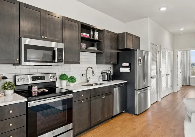 Photo 3 of Condo for sale at 600 E Trinity Ln #302, Nashville, TN 37207 | MLS# 3610948 | Listing updated on 2026-10-03