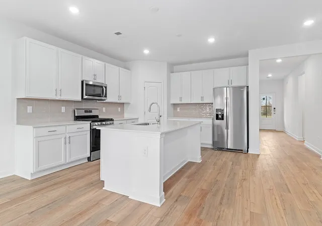 Photo 1 of Single family home for sale at 802 Molly Ln, Mount Juliet, TN 37122 | MLS# 3610454 | Listing updated on 2026-10-30