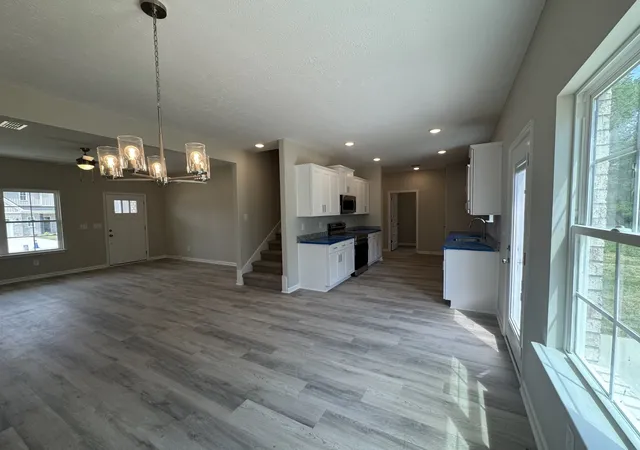 Photo 4 of Townhouse for sale at 244 N Frk Branch Rd, Tullahoma, TN 37388 | MLS# 3610434 | Listing updated on 2026-10-09
