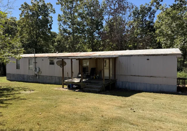 Manufactured home for sale at 1734 Clydeton Rd, Waverly, TN 37185 | MLS# 3611952