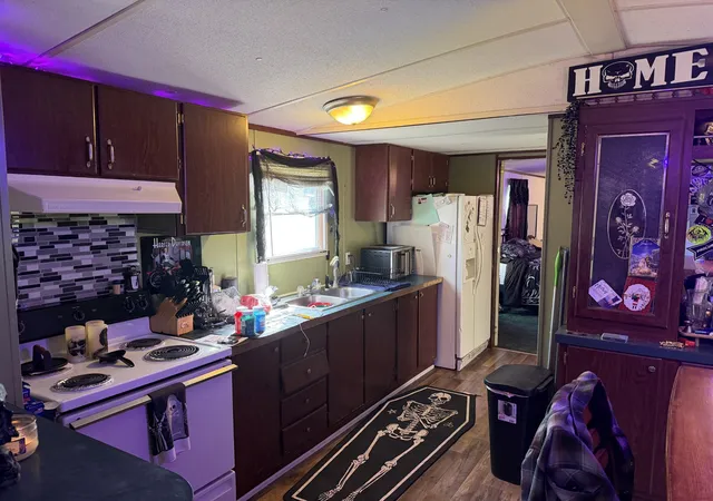Photo 3 of Manufactured home for sale at 1734 Clydeton Rd, Waverly, TN 37185 | MLS# 3611952 | Listing updated on 2026-10-07