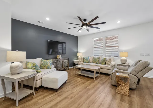 Photo 3 of Townhouse for sale at 2900 Suzanne Landon Dr #A3, Murfreesboro, TN 37130 | MLS# 3610772 | Listing updated on 2026-10-16
