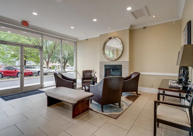 Photo 3 of Condo for sale at 3415 W End Ave #904, Nashville, TN 37203 | MLS# 3611171 | Listing updated on 2026-10-03