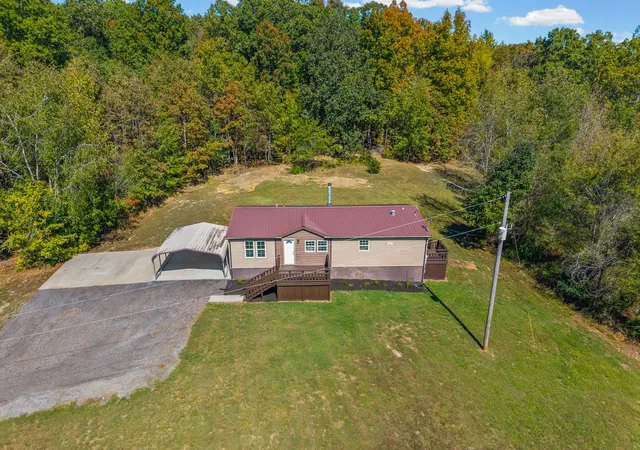 Photo 4 of Manufactured home for sale at 4751 Devers Rd, Southside, TN 37171 | MLS# 3613147 | Listing updated on 2026-10-07